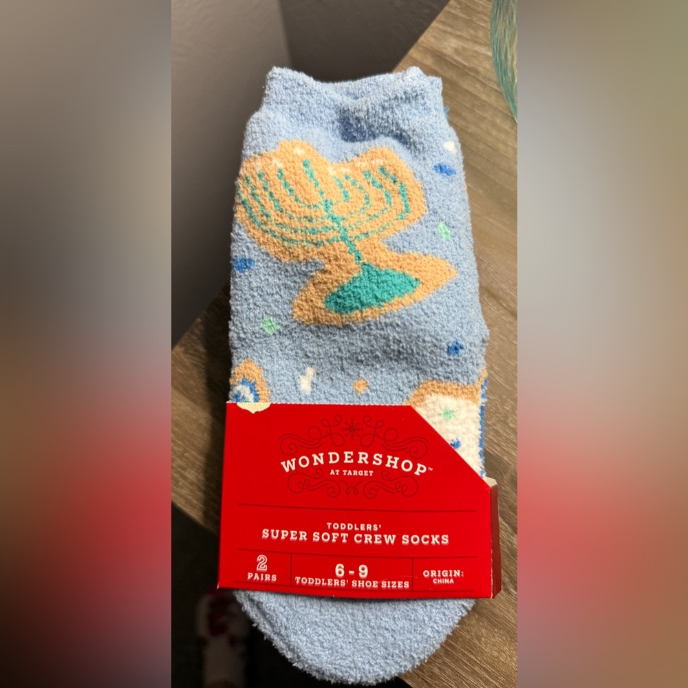 NWT Wondershop Toddler Shoe Size 6-9 Blue Crew Socks with Colorful Menorah